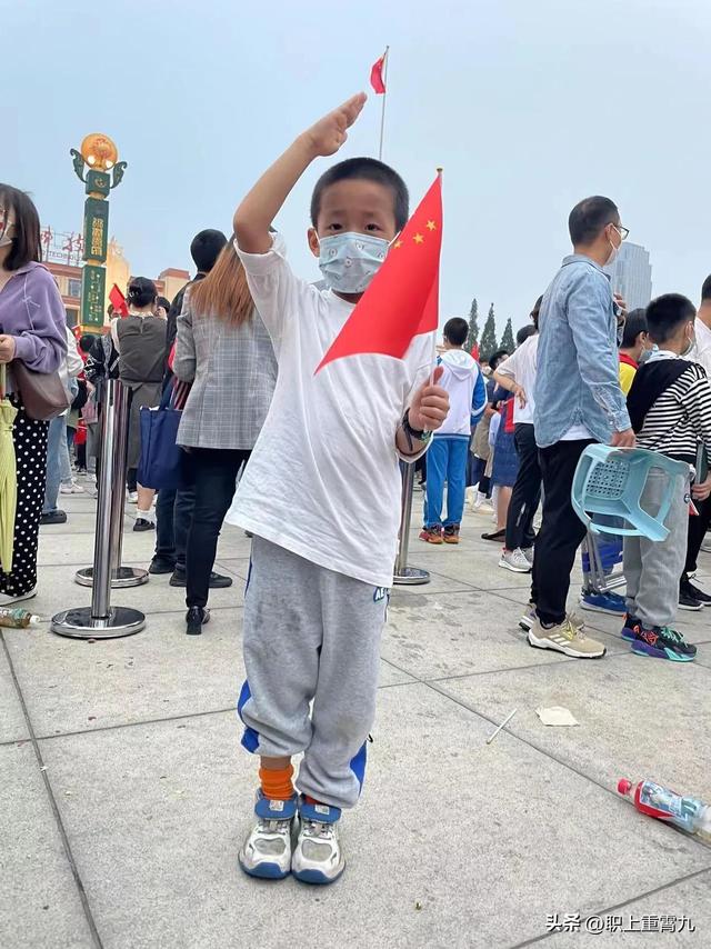 优秀毕业生事迹正文2000字第三人称，优秀毕业生主要事迹2000字第三人称！