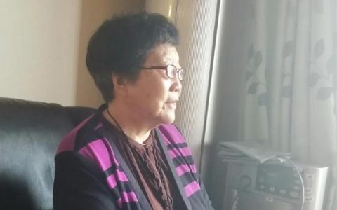 我的老师作文400字左右优秀，我的老师作文400字四年级！
