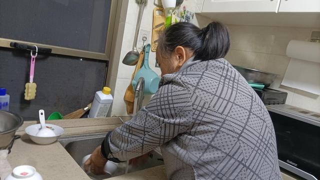 我们这一家子作文600字同学，我们这一家子作文600字舅舅